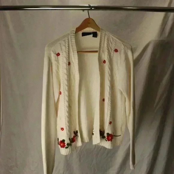 Liz Claiborne Sweaters - Liz Claiborne Lizsport m 100% Cotton knitted floral cardigans cottage sweater